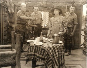 Unknown actor, Irving Cummings, Norris Johnson (Norie) and Ed Cheesman